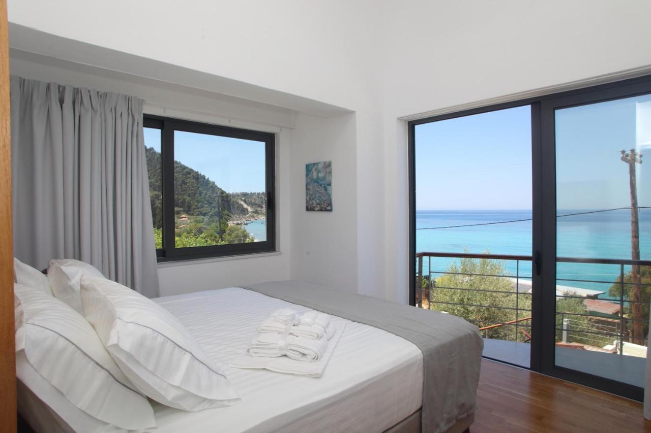 Capro - Milos Bay Villas Áyios Nikítas Esterno foto