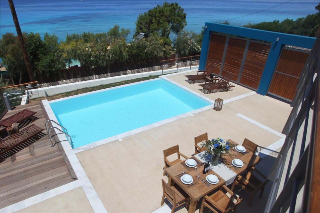Capro - Milos Bay Villas Áyios Nikítas Esterno foto